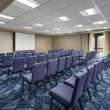 Courtyard By Marriott Potomac Mills Woodbridge Hotel Eksteriør billede