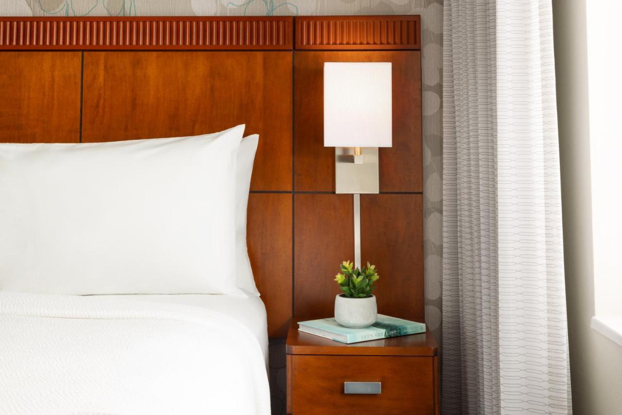 Courtyard By Marriott Potomac Mills Woodbridge Hotel Eksteriør billede