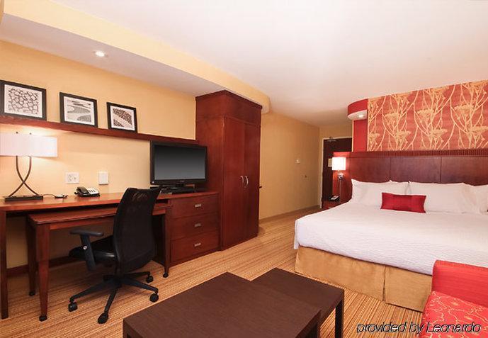 Courtyard By Marriott Potomac Mills Woodbridge Hotel Værelse billede