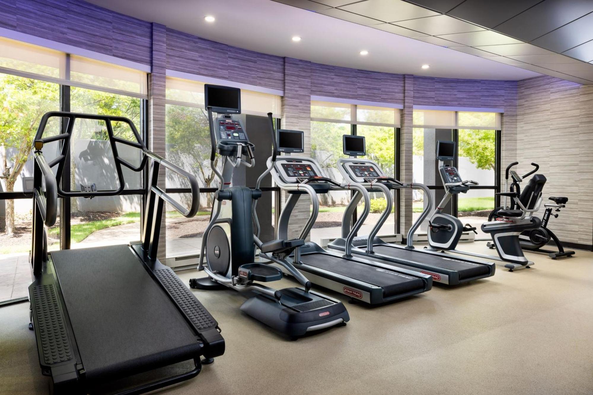 Courtyard By Marriott Potomac Mills Woodbridge Hotel Eksteriør billede