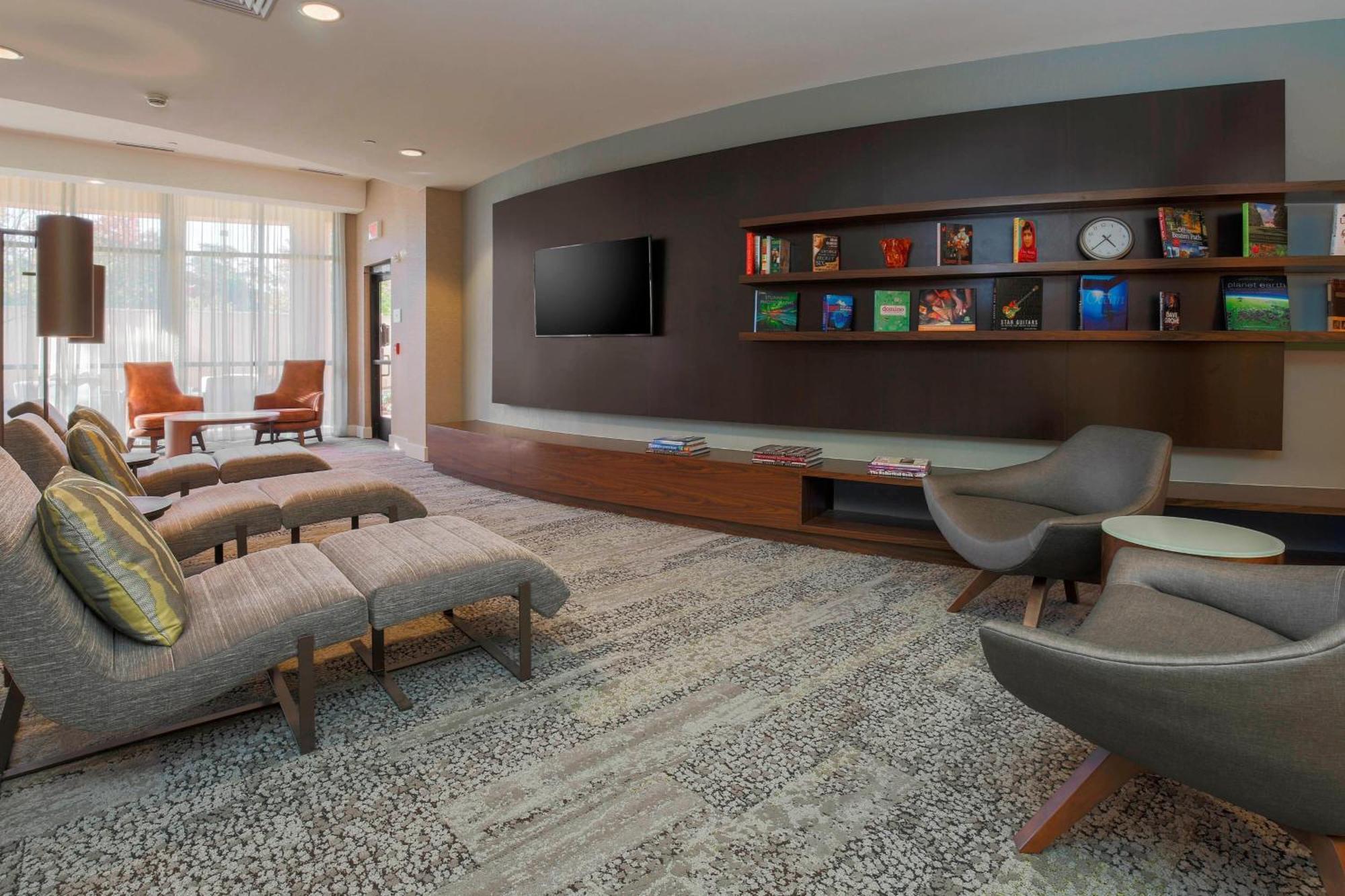 Courtyard By Marriott Potomac Mills Woodbridge Hotel Eksteriør billede