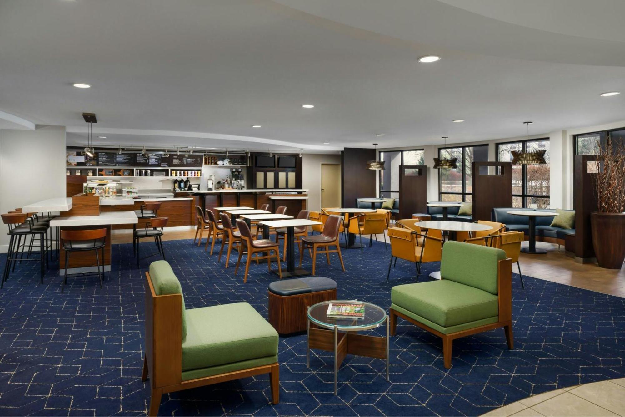 Courtyard By Marriott Potomac Mills Woodbridge Hotel Eksteriør billede