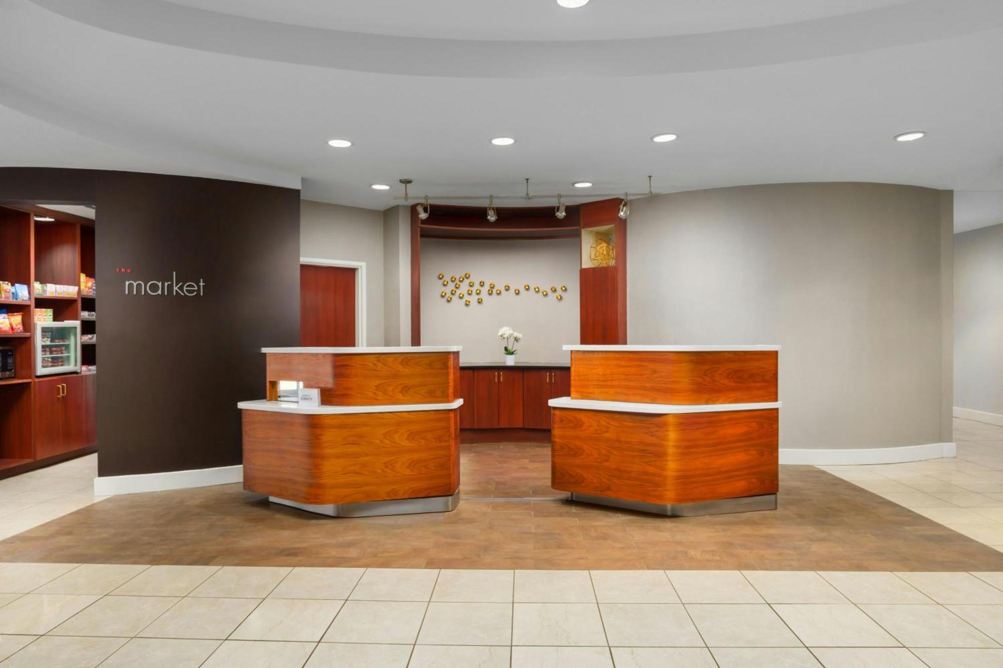 Courtyard By Marriott Potomac Mills Woodbridge Hotel Eksteriør billede