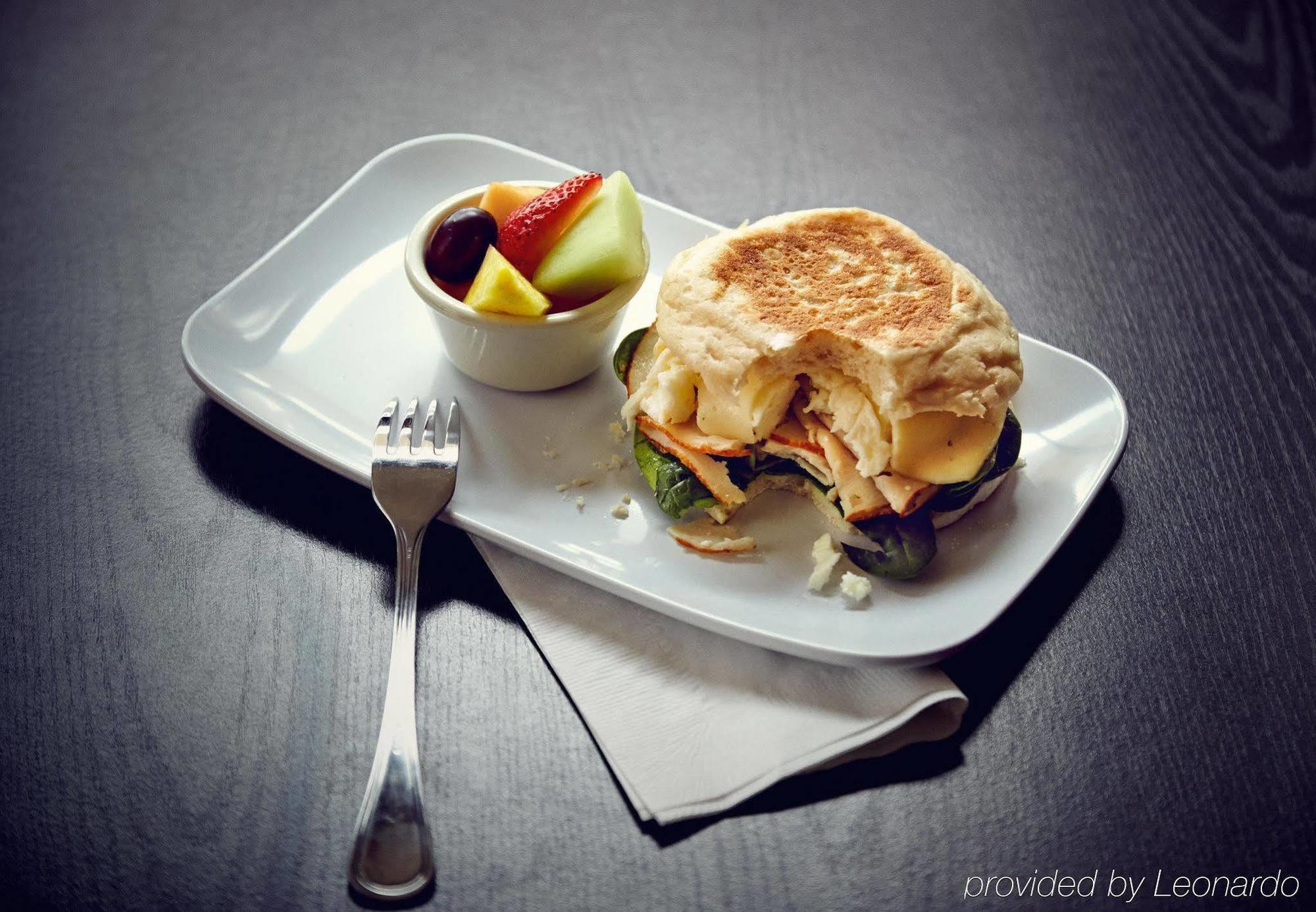 Courtyard By Marriott Potomac Mills Woodbridge Hotel Eksteriør billede